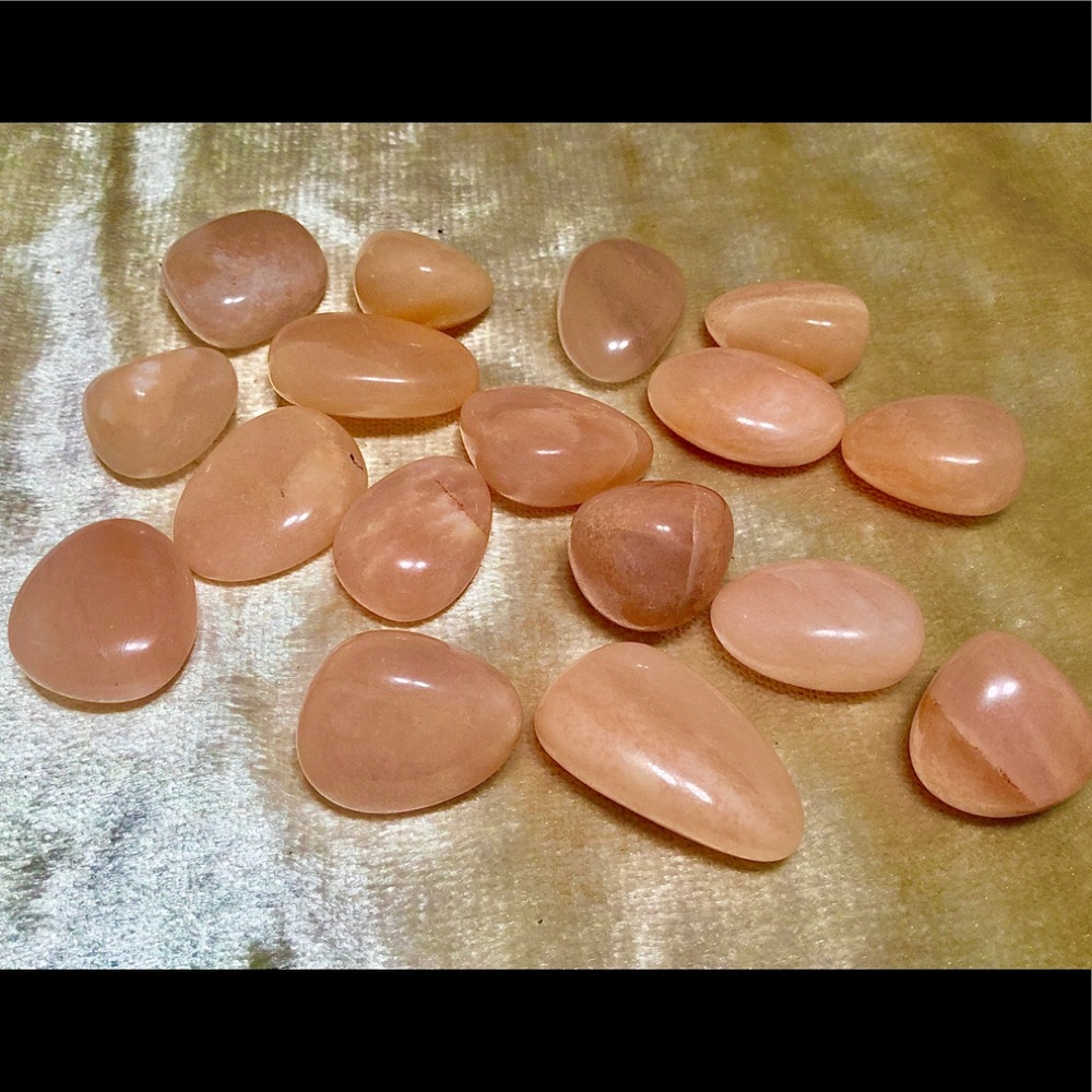 (2) Peach Moonstone Tumbled Crystals - Picture 6 of 9